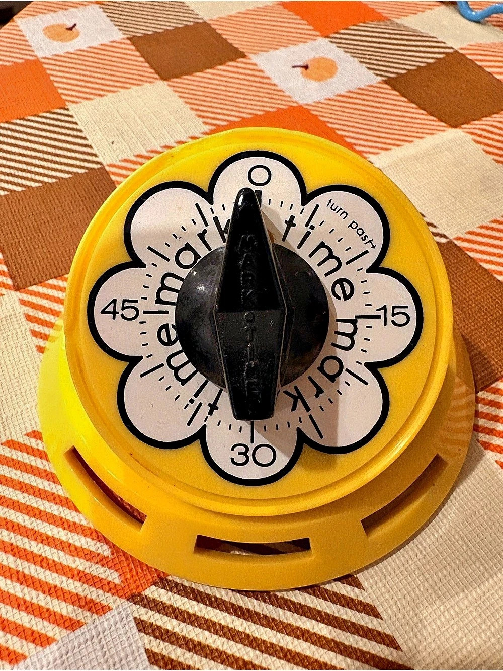 Vintage Mark Time ‘Flower Power’ wind up Kitchen Timer Yellow & Black